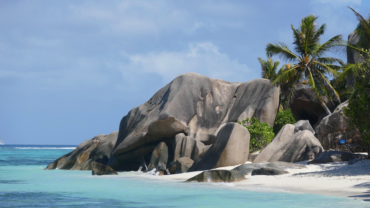 Seychelles (La Digue, Praslin and Mahé) — 12