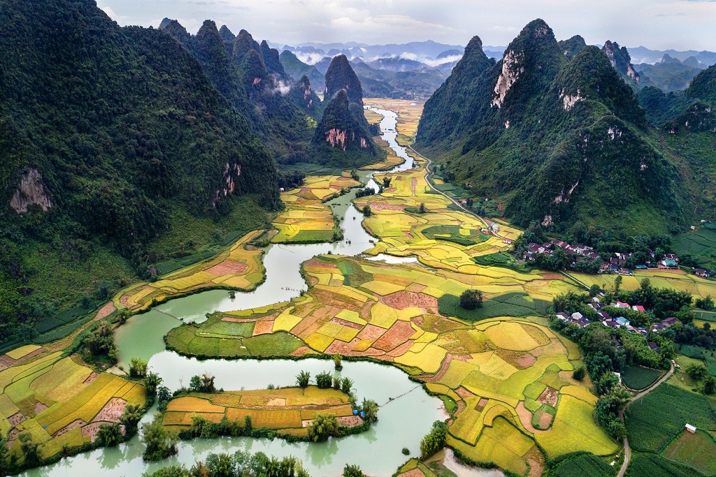 AUTENTICO VIETNAM E ANGKOR WAT ** TOUR COLLETTIVO **