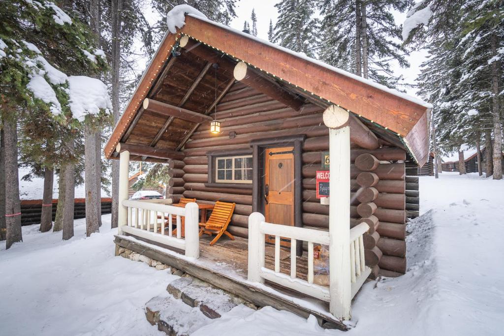 Storm Mountain Lodge Cabins