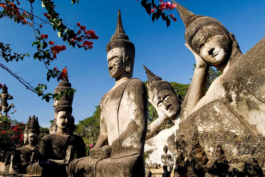 DA LUANG PRABANG A SIEM REAP OVERLAND ** TOUR PRIVATO **