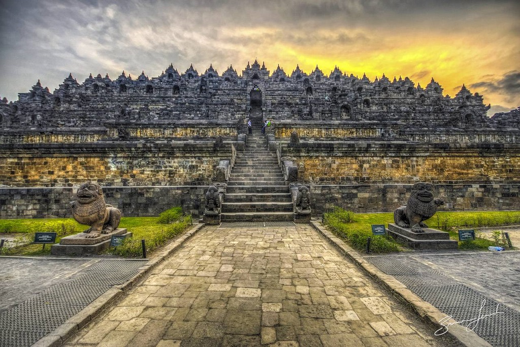 YOGYAKARTA AND BALI