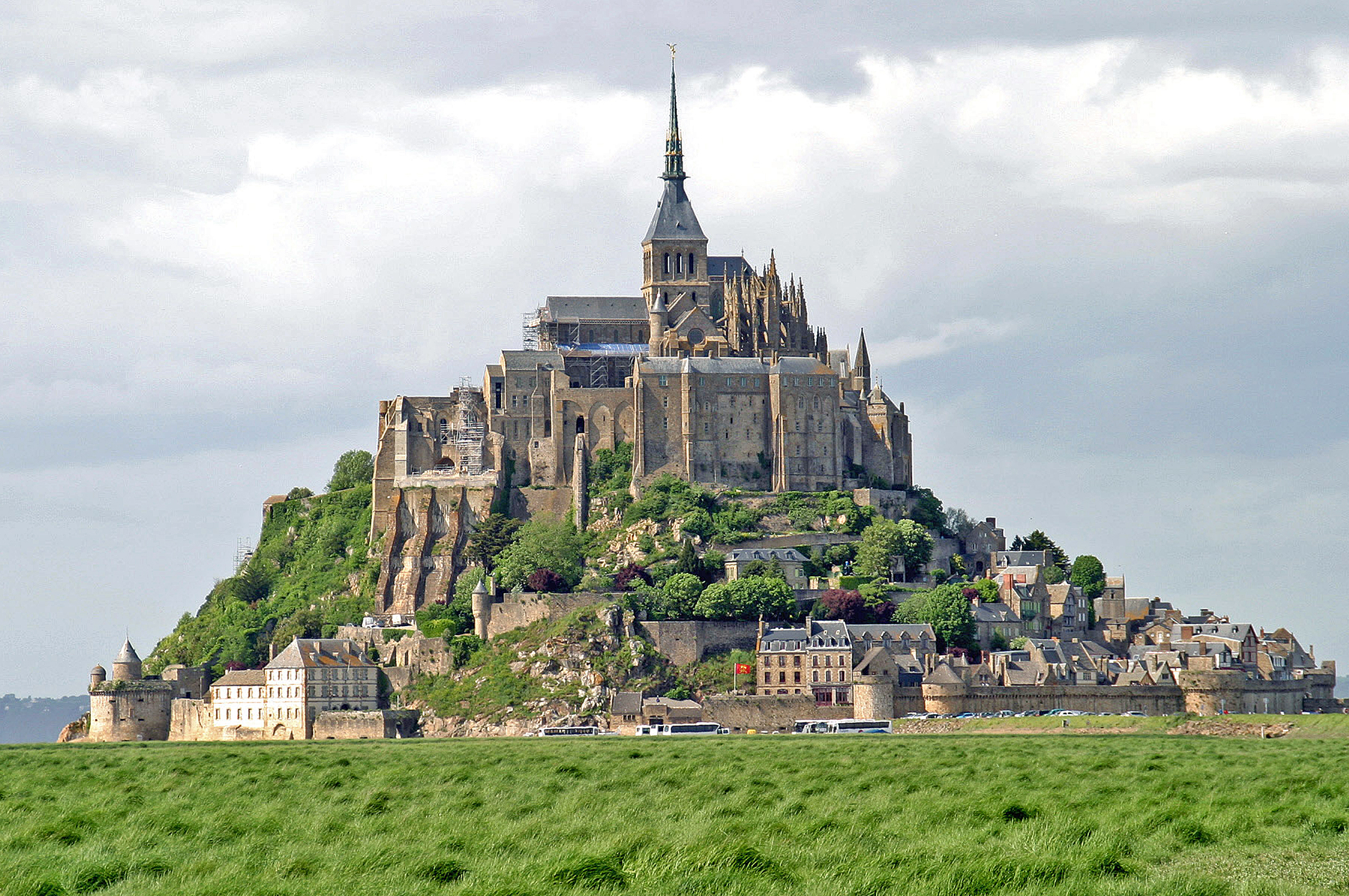 Grand tour of the Loire Valley, Brittany, and Normandy