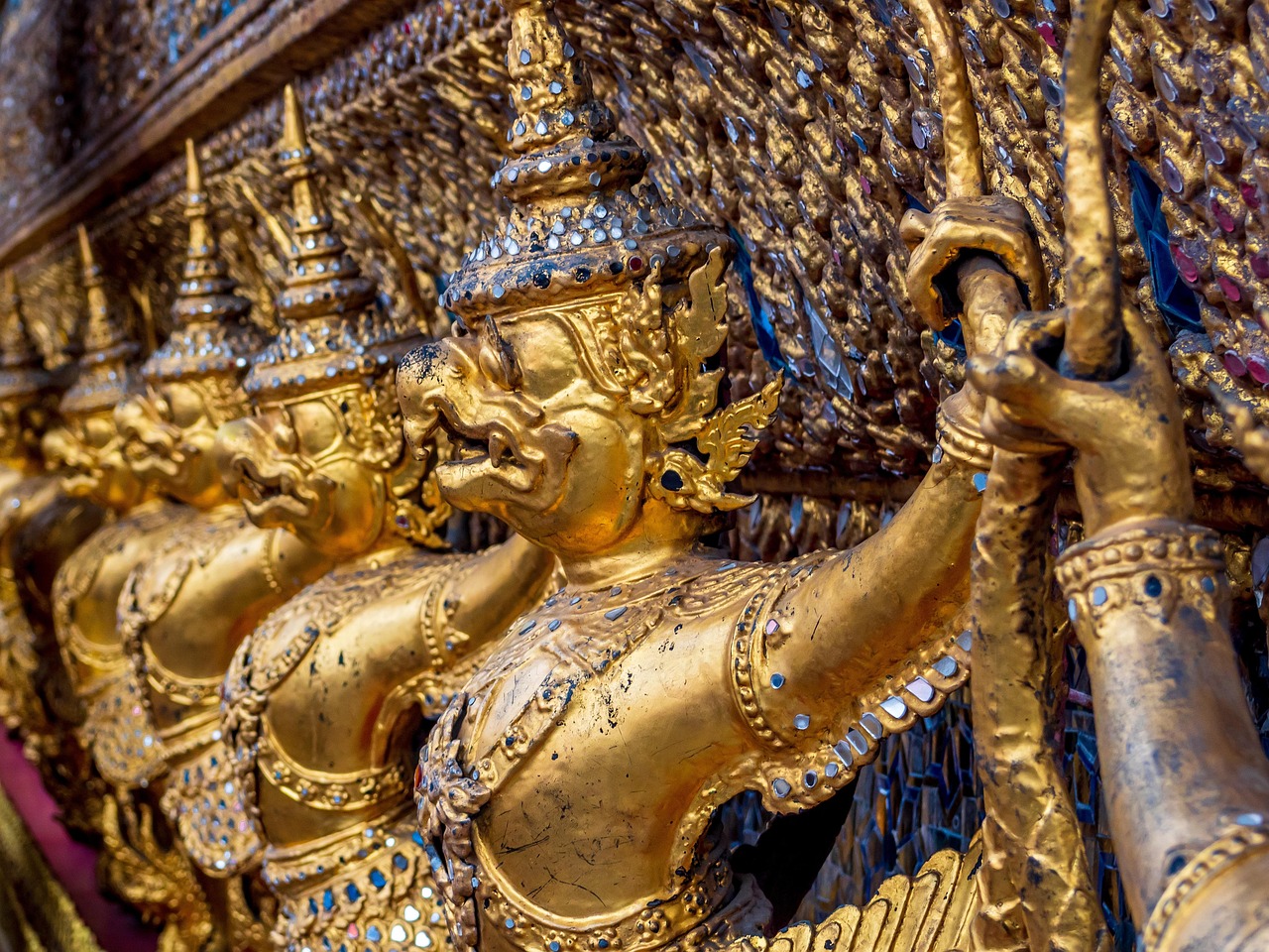 Select: Bangkok & Phuket — 10