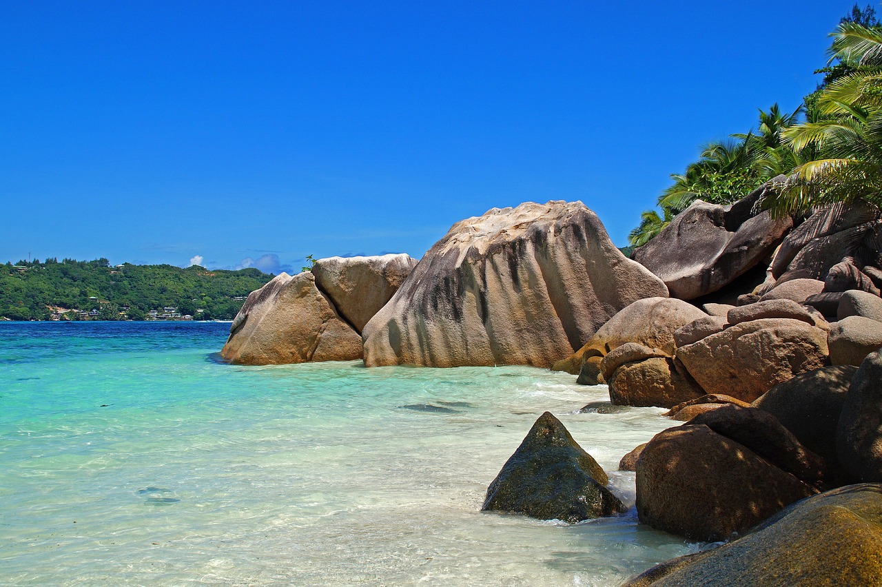Seychelles (La Digue, Praslin and Mahé) — 18