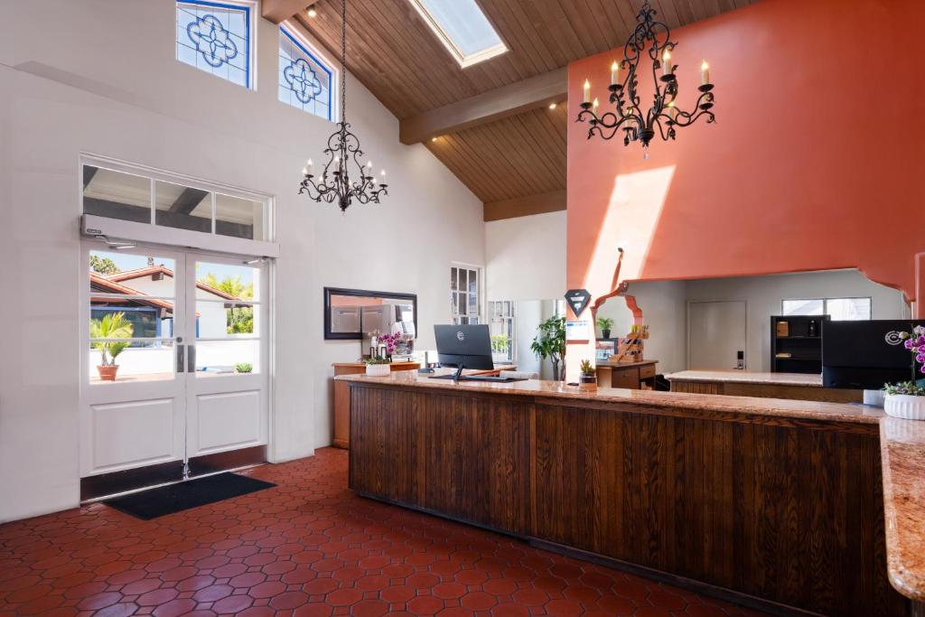 FOUND Hotels, Santa Barbara, Series by Marriott