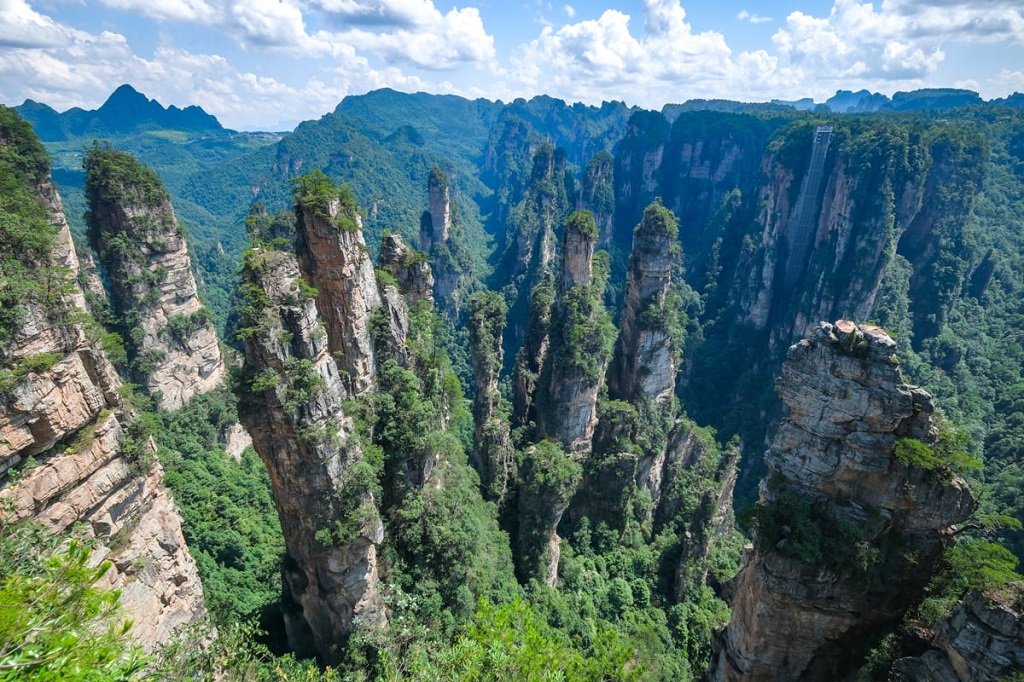 Classic China & Avatar National Park (Maximum 25 Participants)