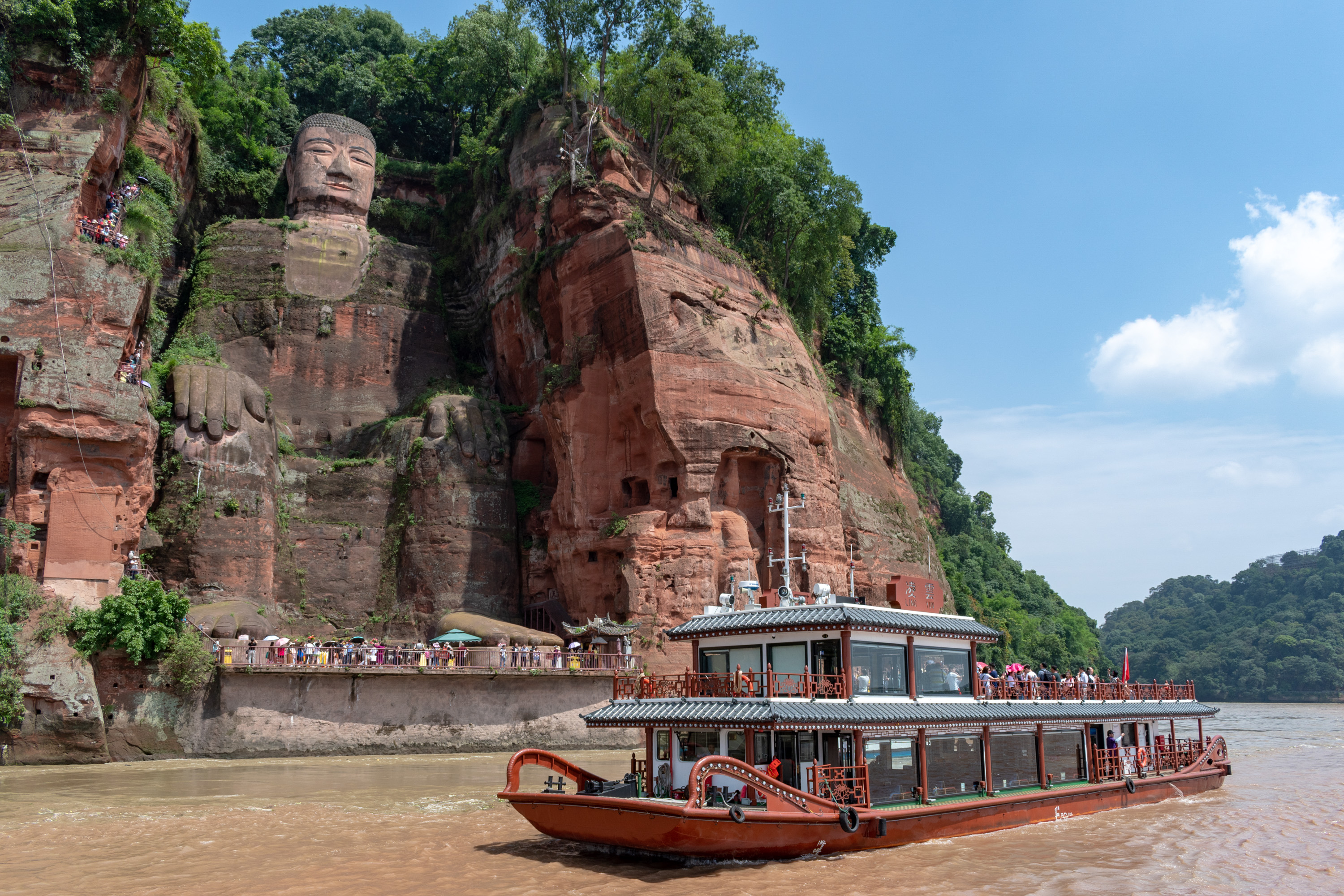 Chengdu Experience – Culture, Giant Pandas & the Leshan Giant Buddha