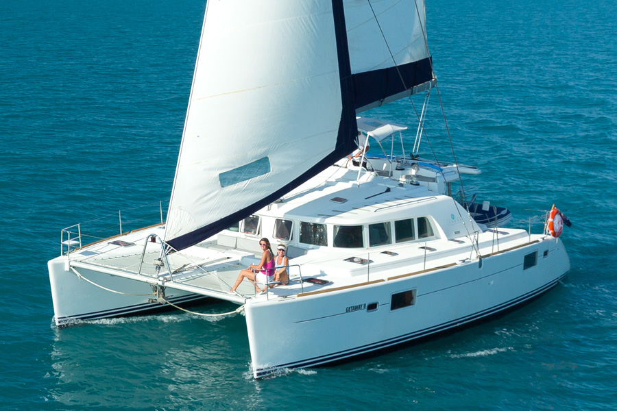 Deluxe Catamaran Cruise - Whitsunday Getaway - 2 Nights