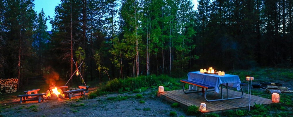 Glacier Under Canvas - glamping