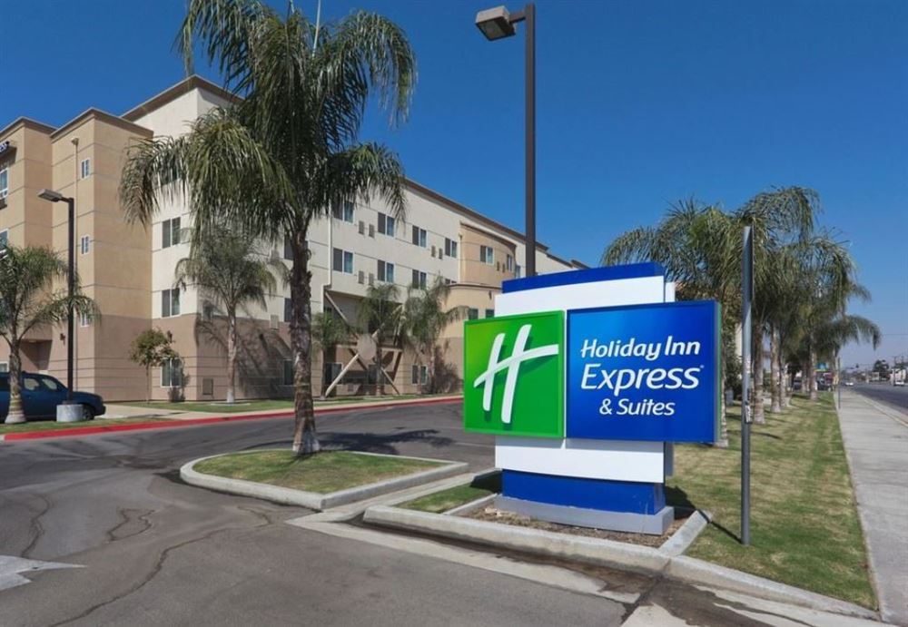 Holiday Inn Express Hotel & Suites Bakersfield Central