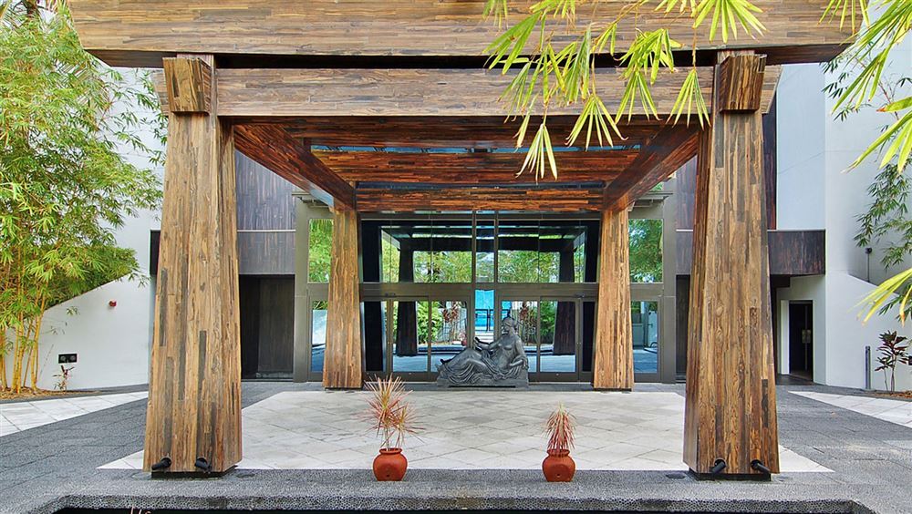 Tideline Ocean Resort & Spa