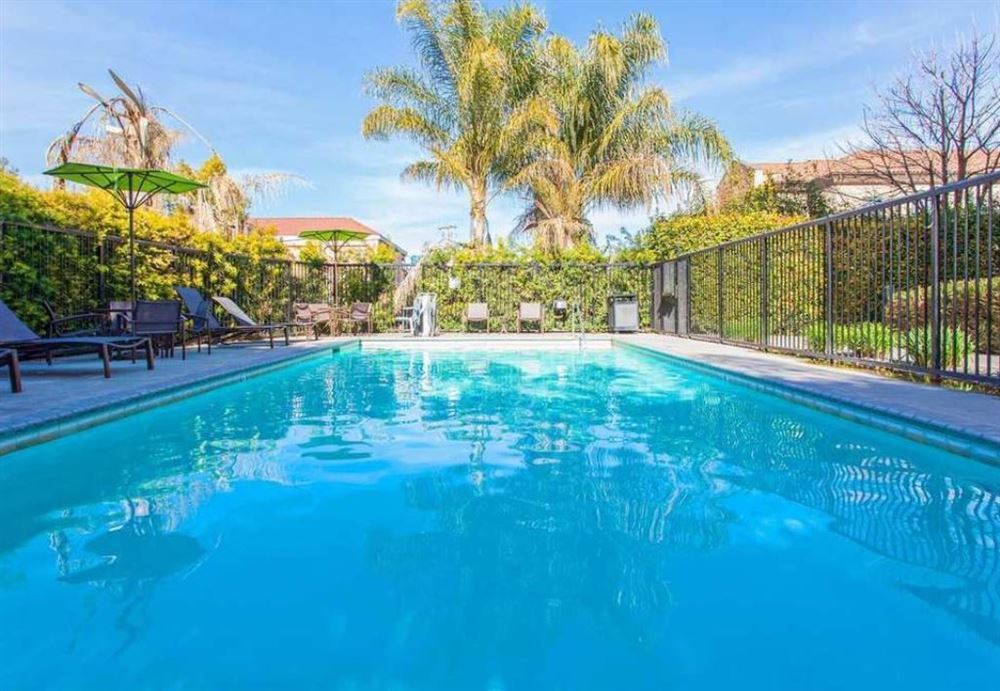 Hampton Inn & Suites Merced