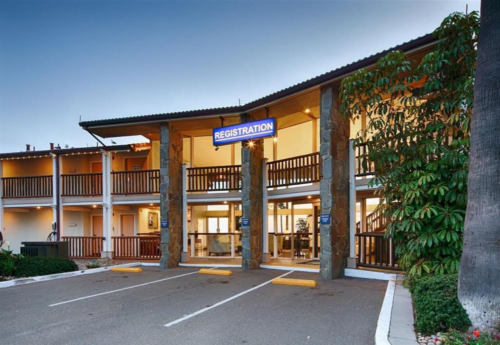 Shore Cliff Hotel