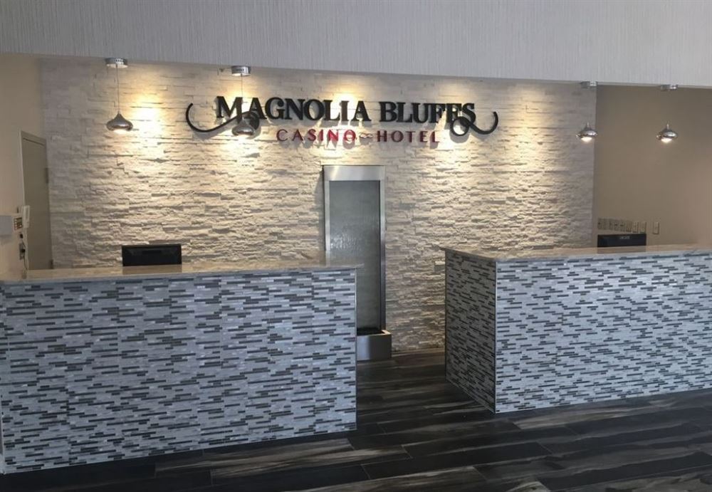 Magnolia Bluffs, BW Signature Collection
