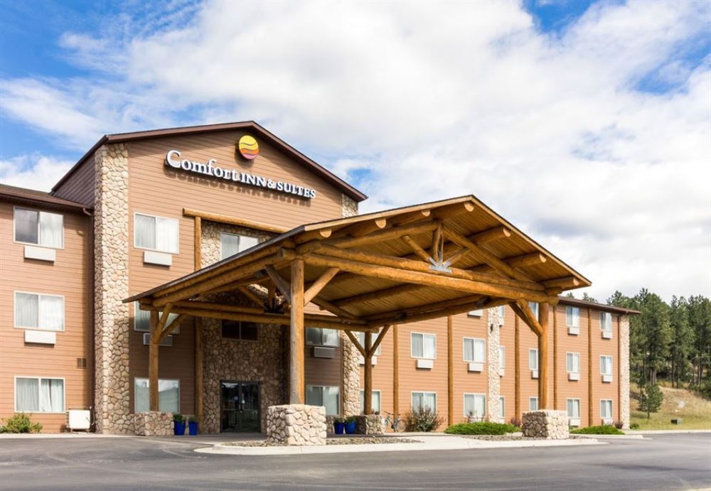 Comfort Inn & Suites Custer
