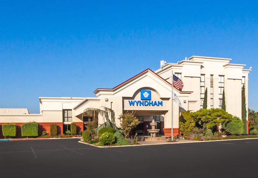 Wyndham Visalia