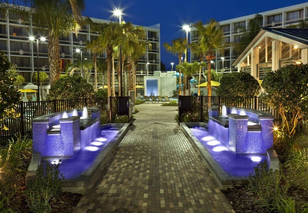 Walt Disney World Good Neighbor® Hotel - Sheraton Lake Buena Vista Resort