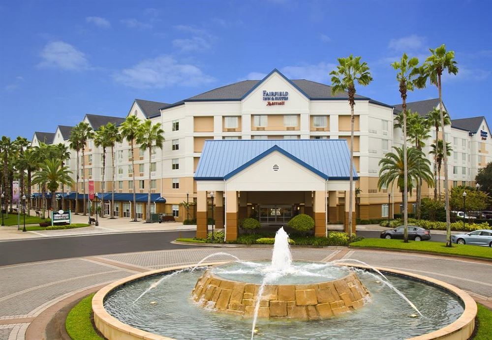 Walt Disney World Good Neighbor® Hotel - Fairfield by Marriott Inn and Suites Orlando Lake Buena Vista in the Marriott Village