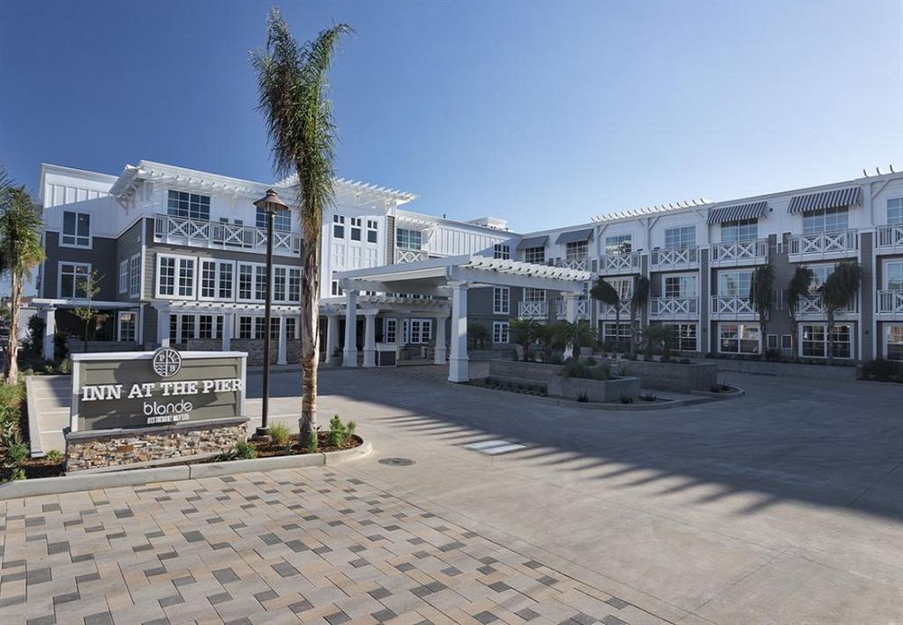 Pier Pismo Beach, Curio Collection by Hilton