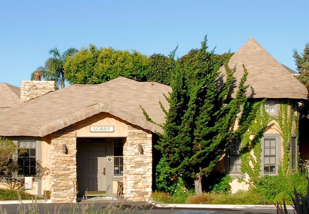 Cottage Inn By The Sea