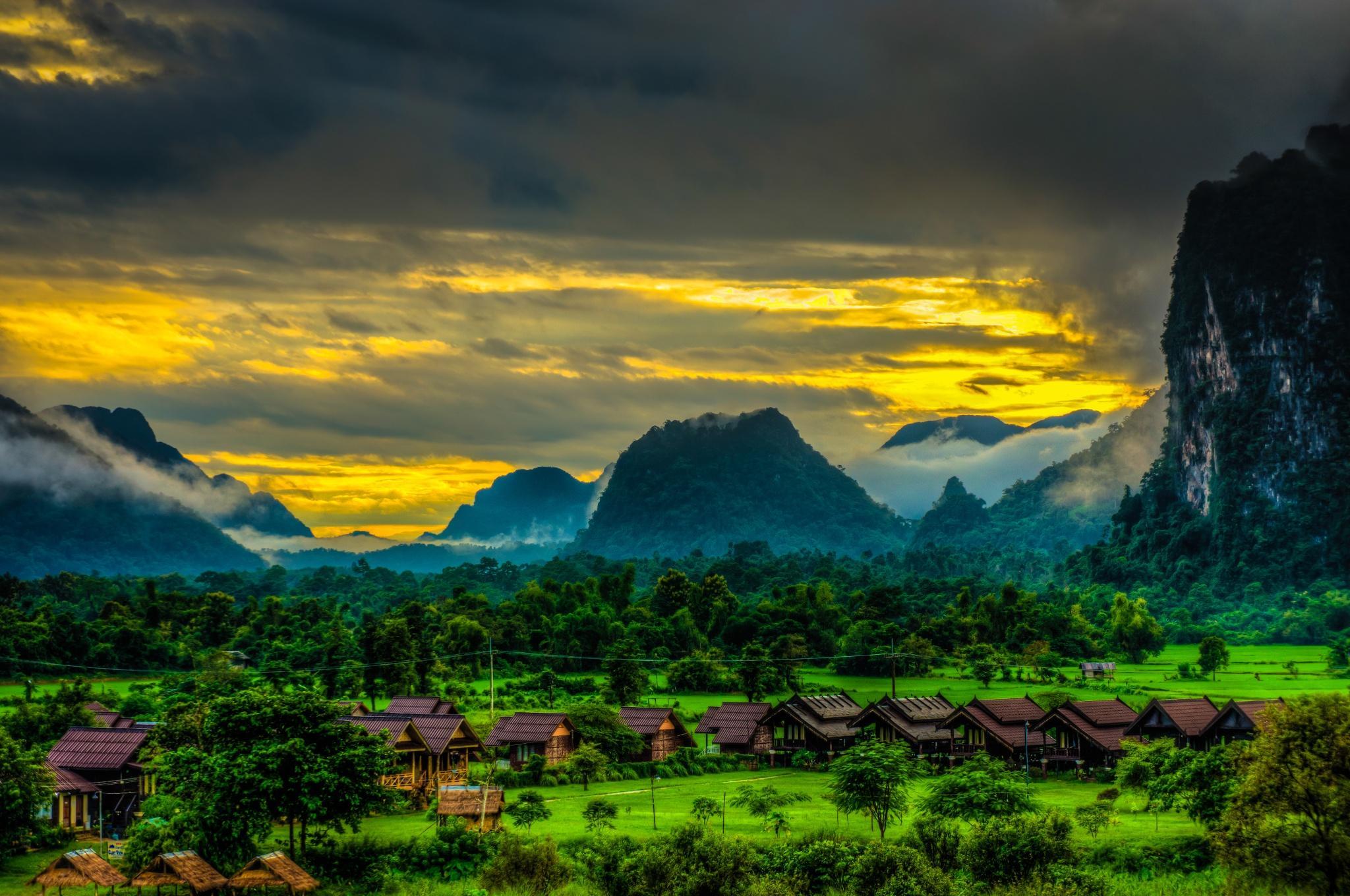 LAOS & VIETNAM ** TOUR COLLETTIVO **